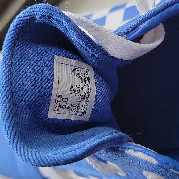 Van''s "Off The Wall" women's size 7 1/2 blue with white checkered. - Picture 5 of 7